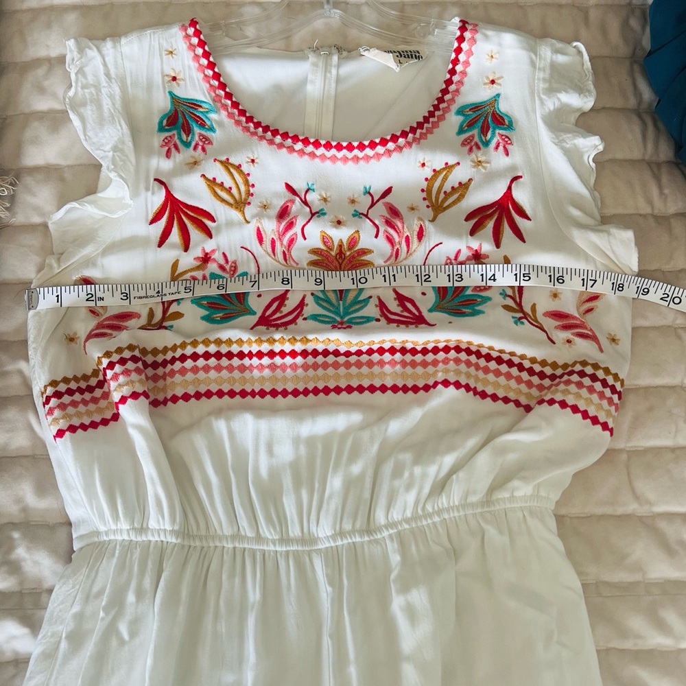 Savanna Jane Embroidered White Jumpsuit Size Large - Picture 6 of 7